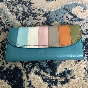 FOSSIL pebbled Leather multi color block wallet, clutch style.  7 3/4 “ x 4”